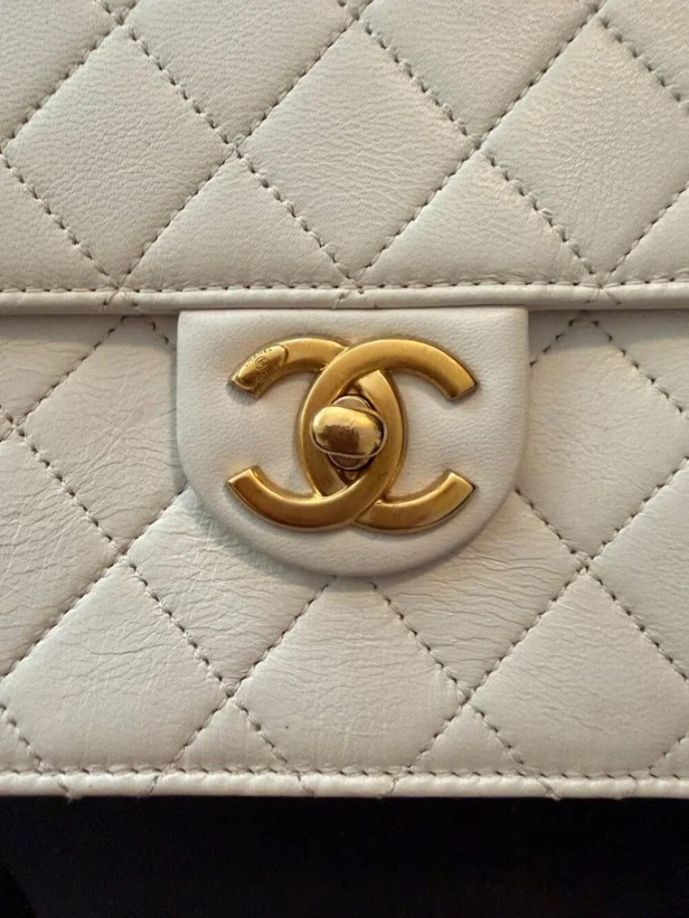Chanel R2649 White Lambskin Mini Flap Bag Quilted Gold CC Chain Top Handle Rare